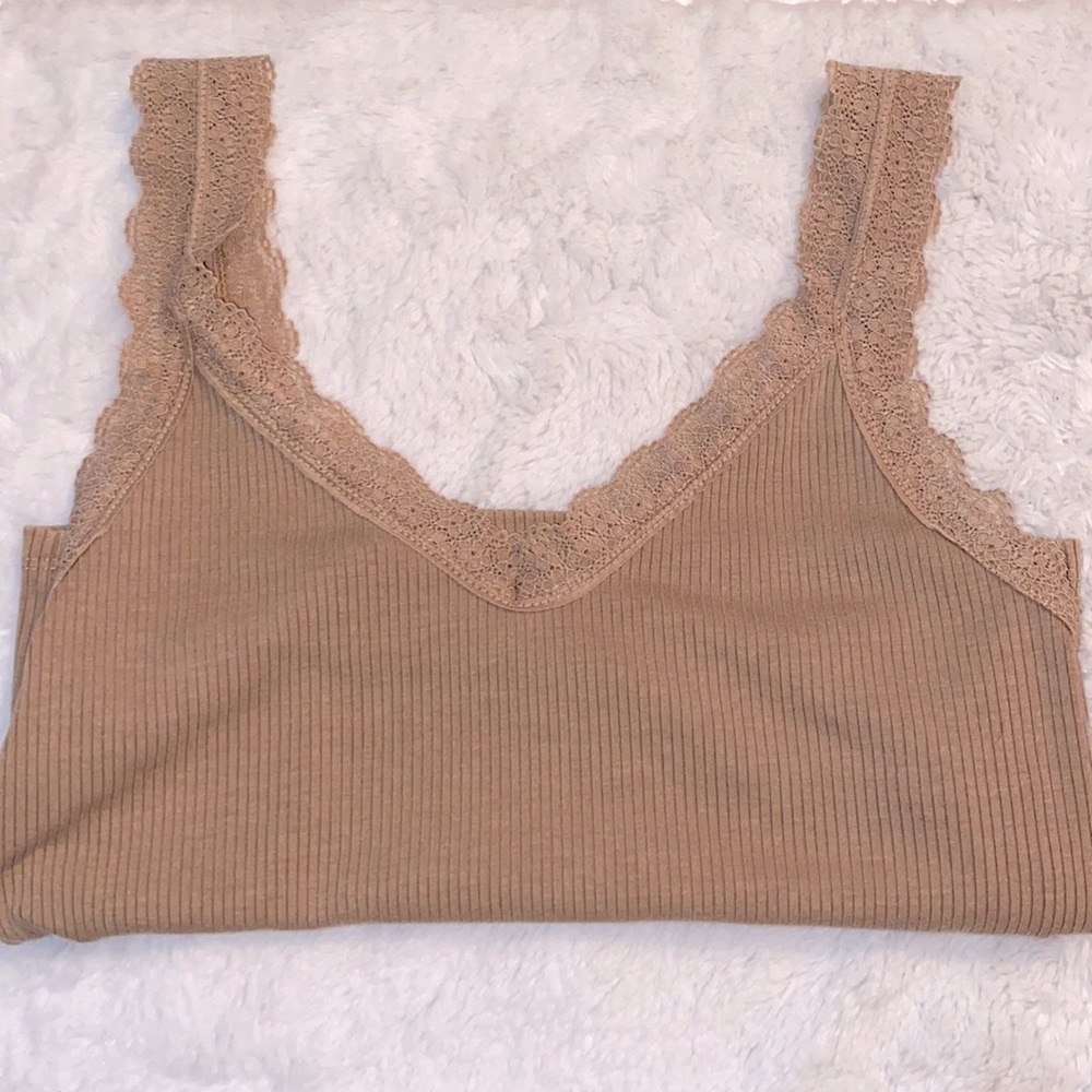 tan lace tank top